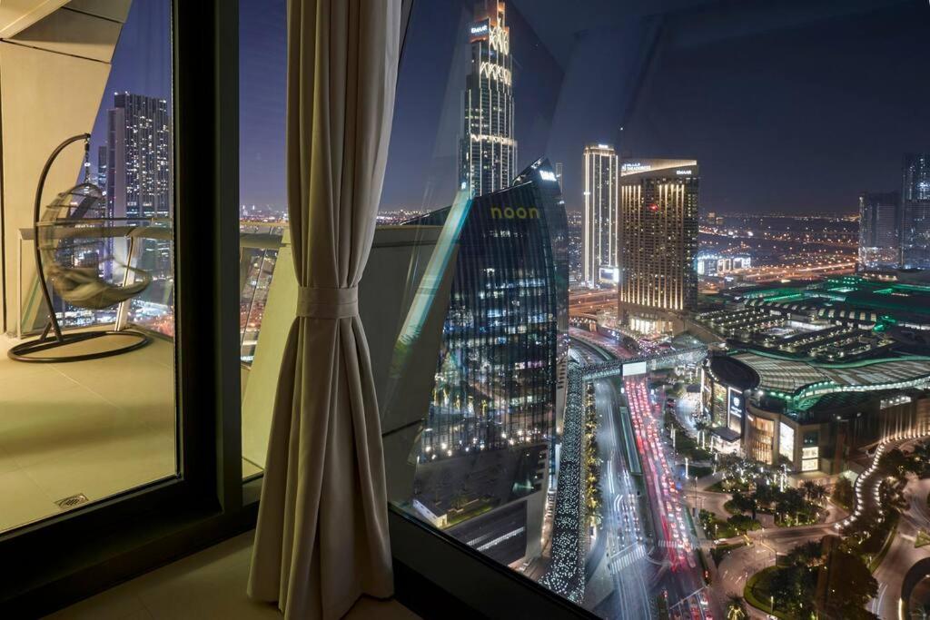 Larbi Breathtaking Burj And Fountain View Luxurious 2 Bed Apartamento Dubai Exterior foto